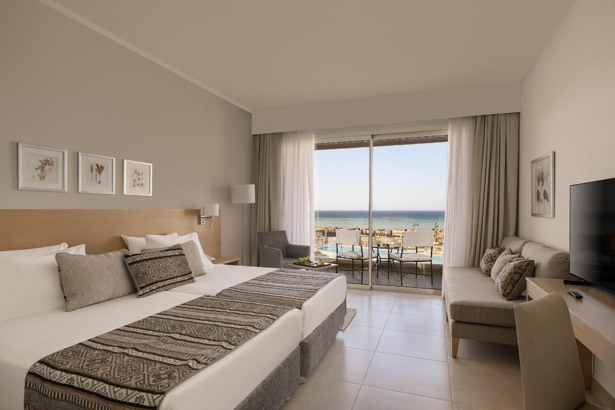 Deluxe Familienzimmer mit Queensize-Bett oder 2 Einzelbetten und Meerblick