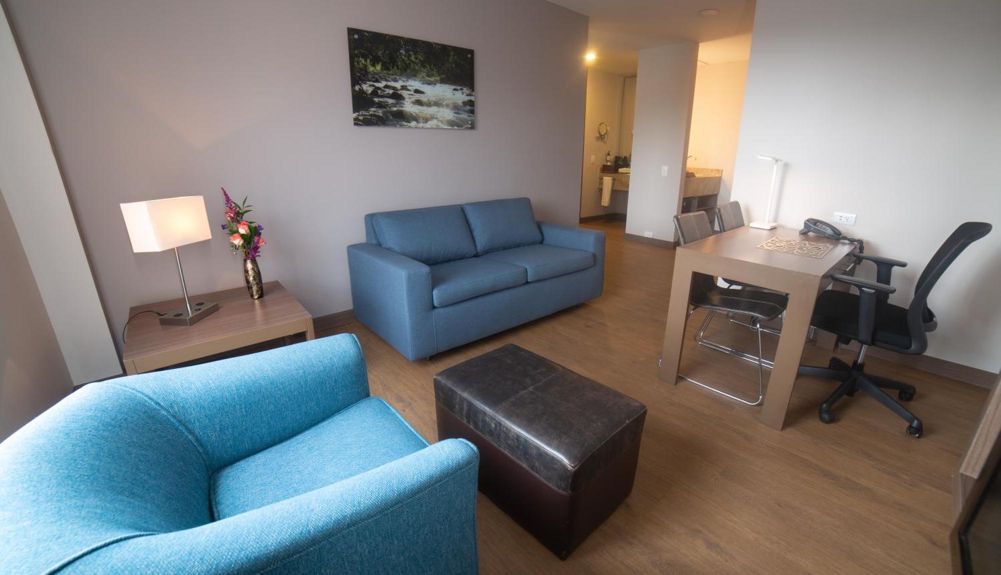 Suite with Two Double Beds - Non-Smoking