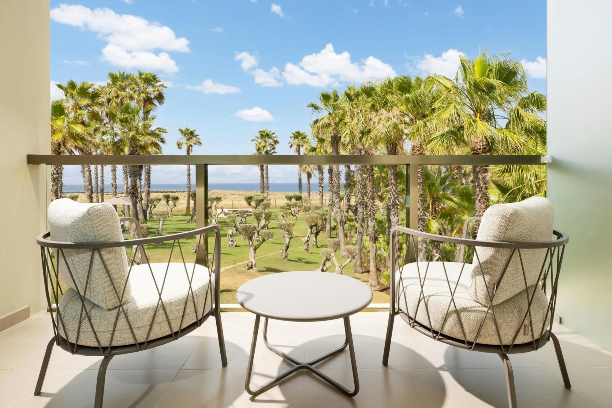 Suite con 2 Camere da Letto e Vista Mare