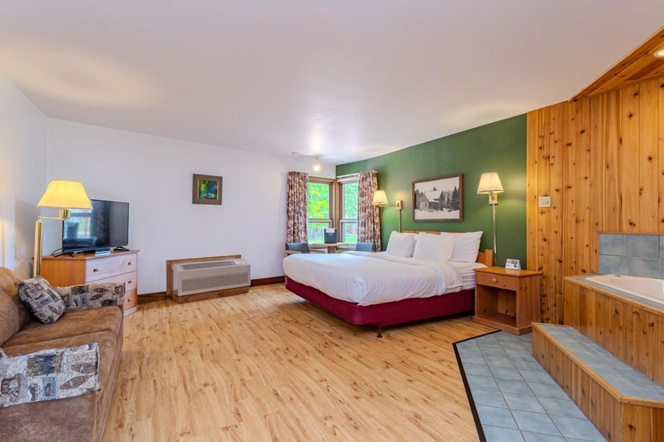 King Room with Spa Bath