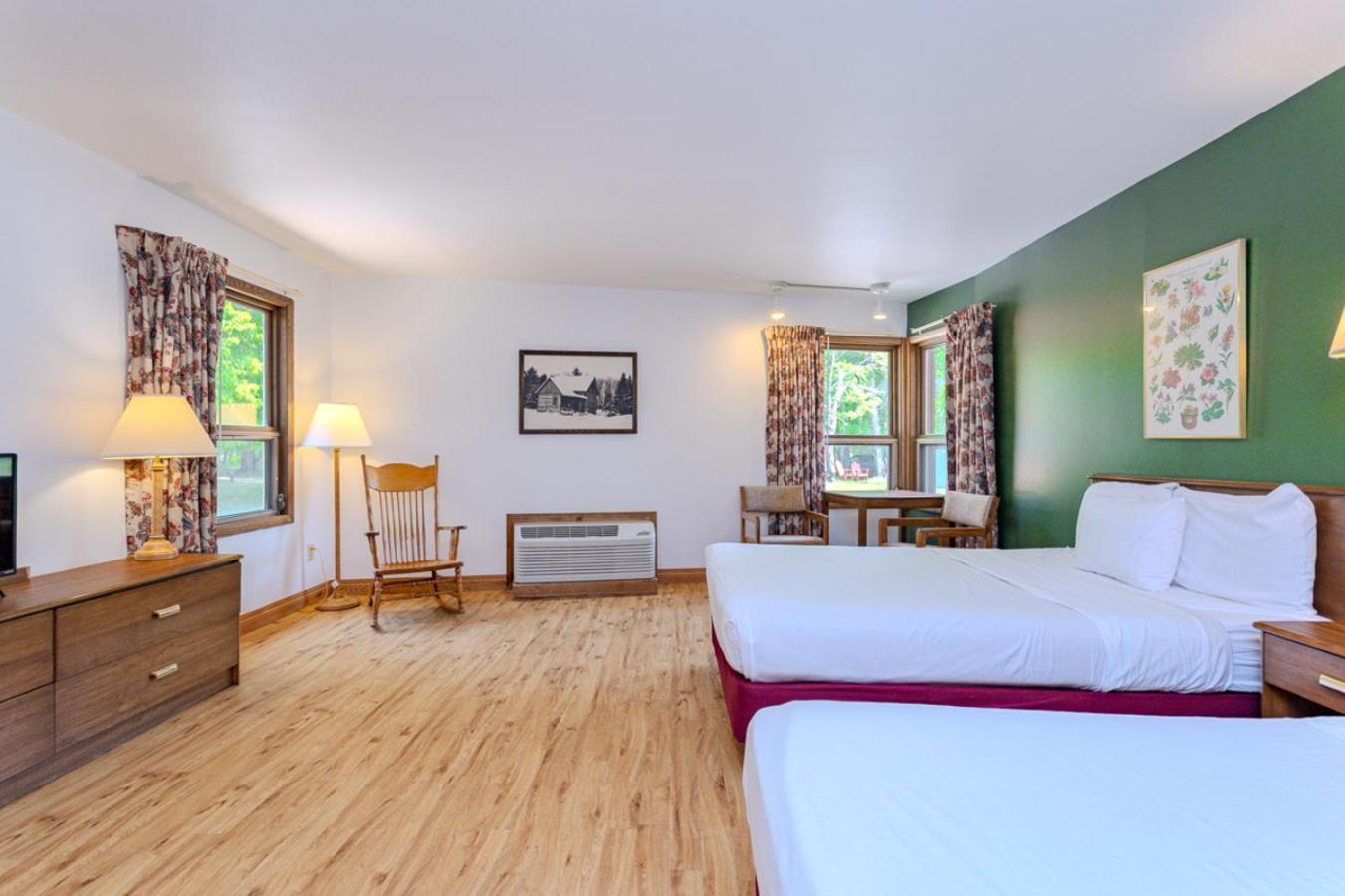 Deluxe Queen Room with Two Queen Beds - First Floor