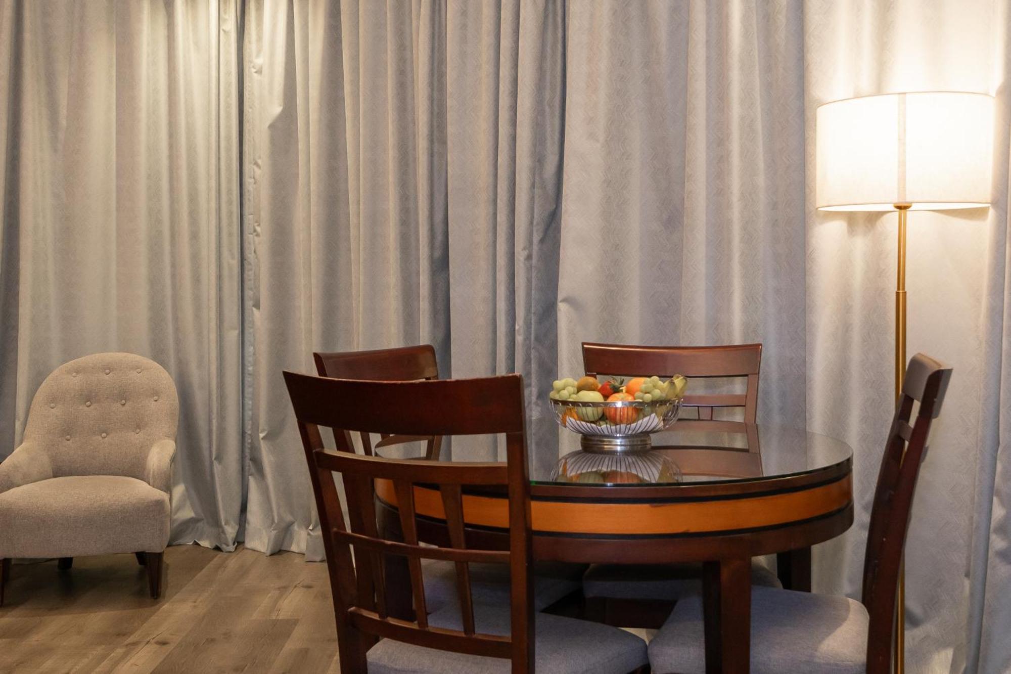 Suite Lit King-Size – Non-Fumeurs