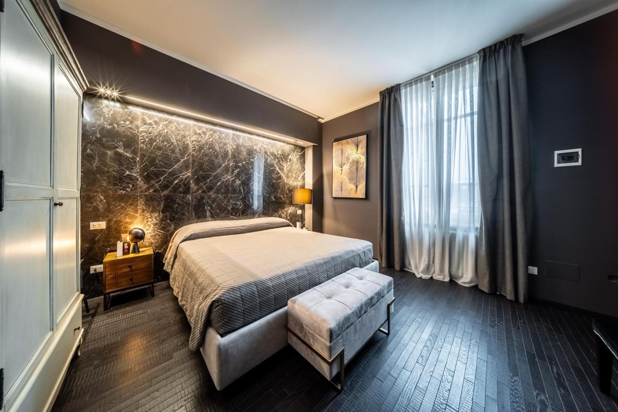 Standard Zimmer mit Kingsize-Bett