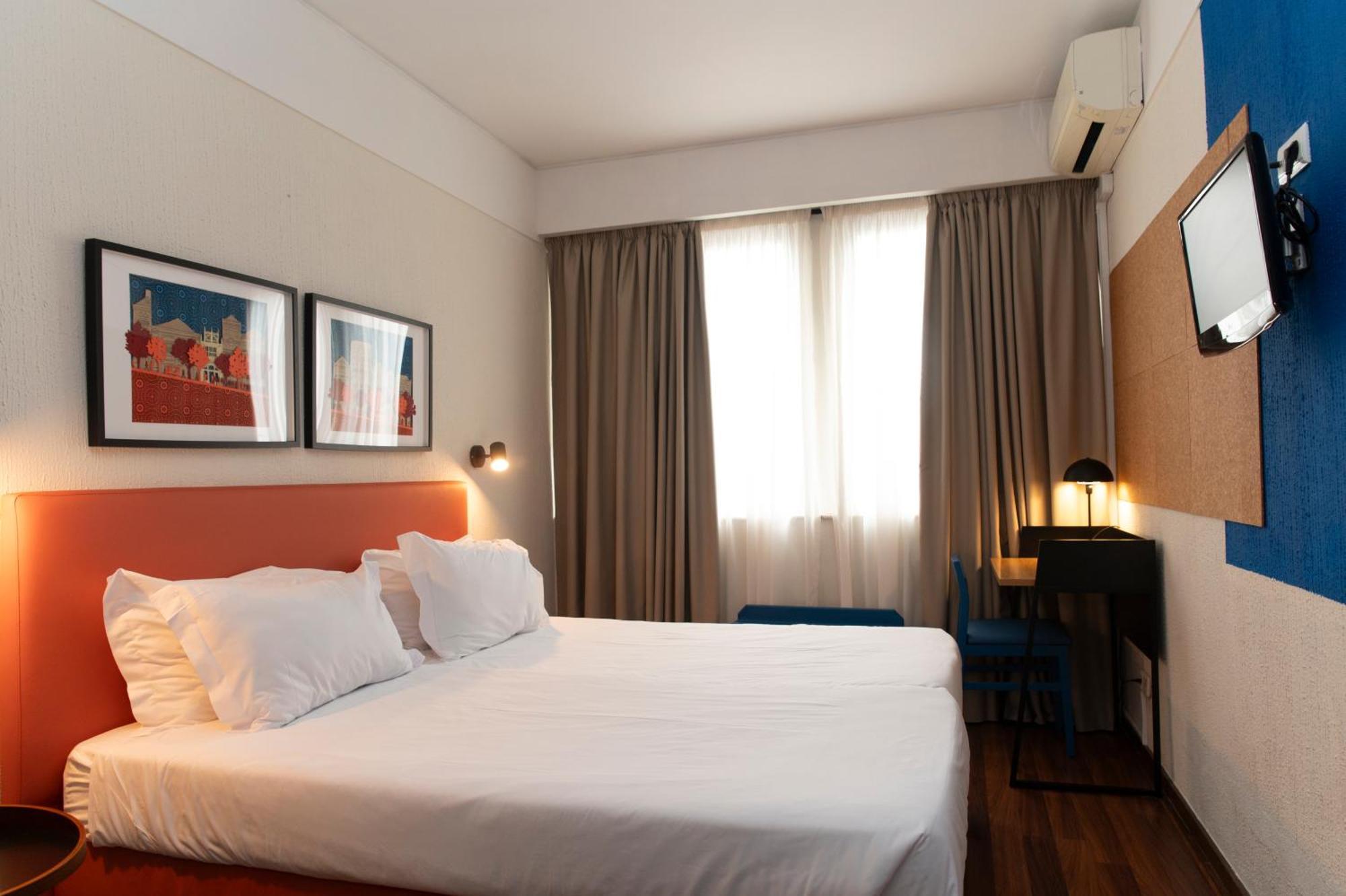 Chambre Double ou Lits Jumeaux