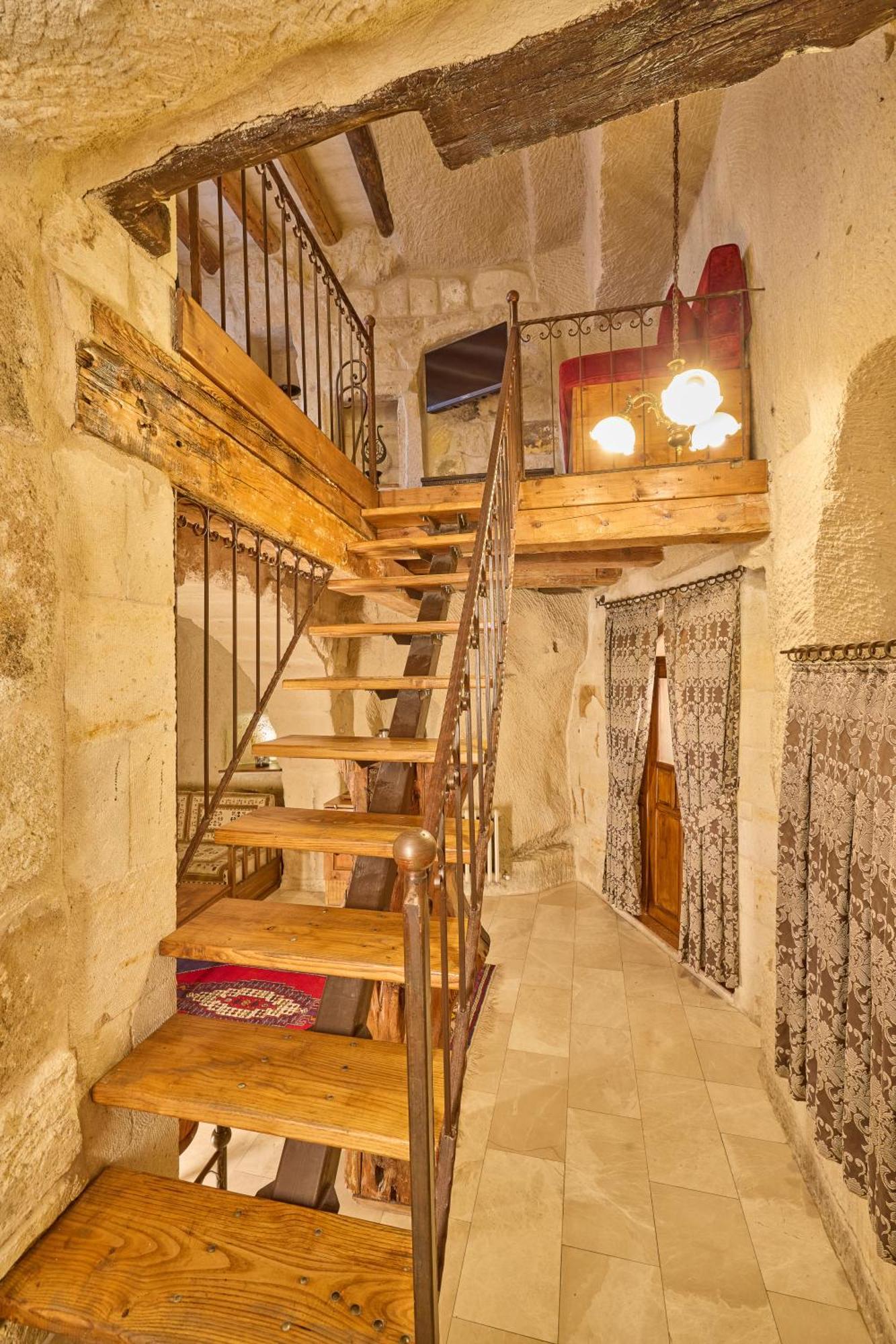 Grand Stone Suite,1742733072:JPEG
