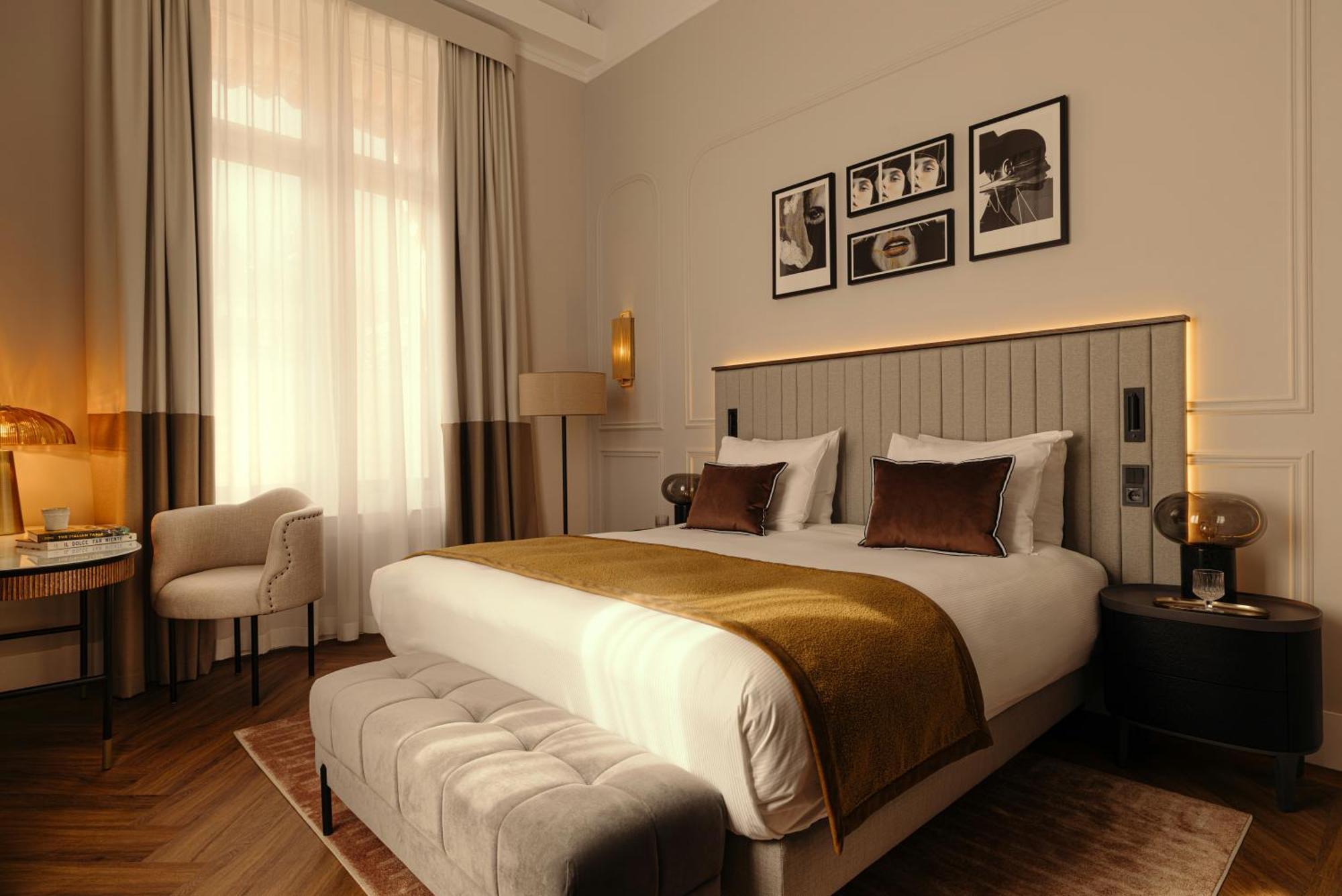Quarto Deluxe com 1 Cama King-size