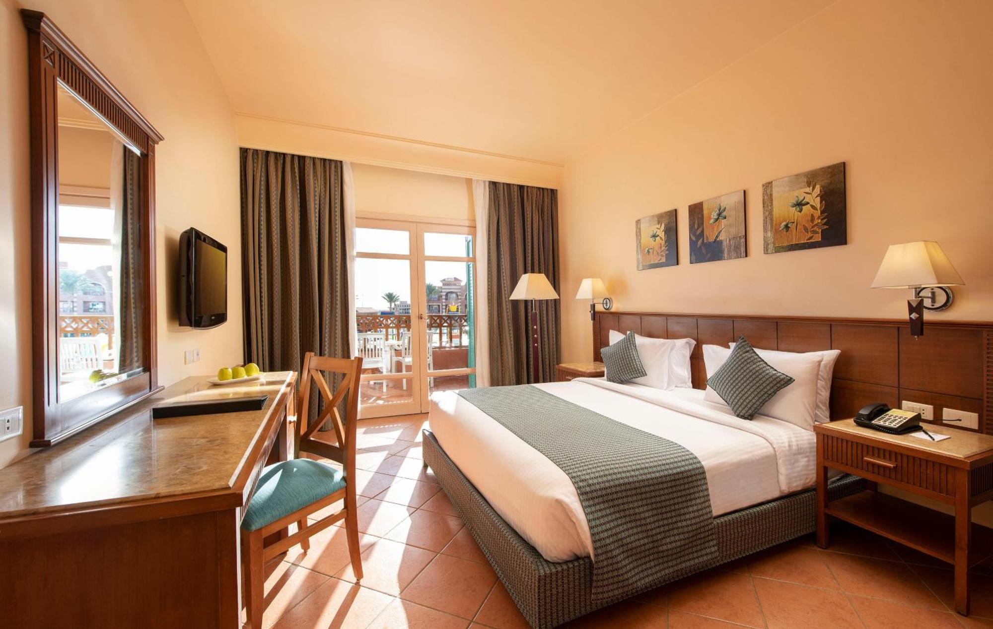Double Room with King Bed (No Children)