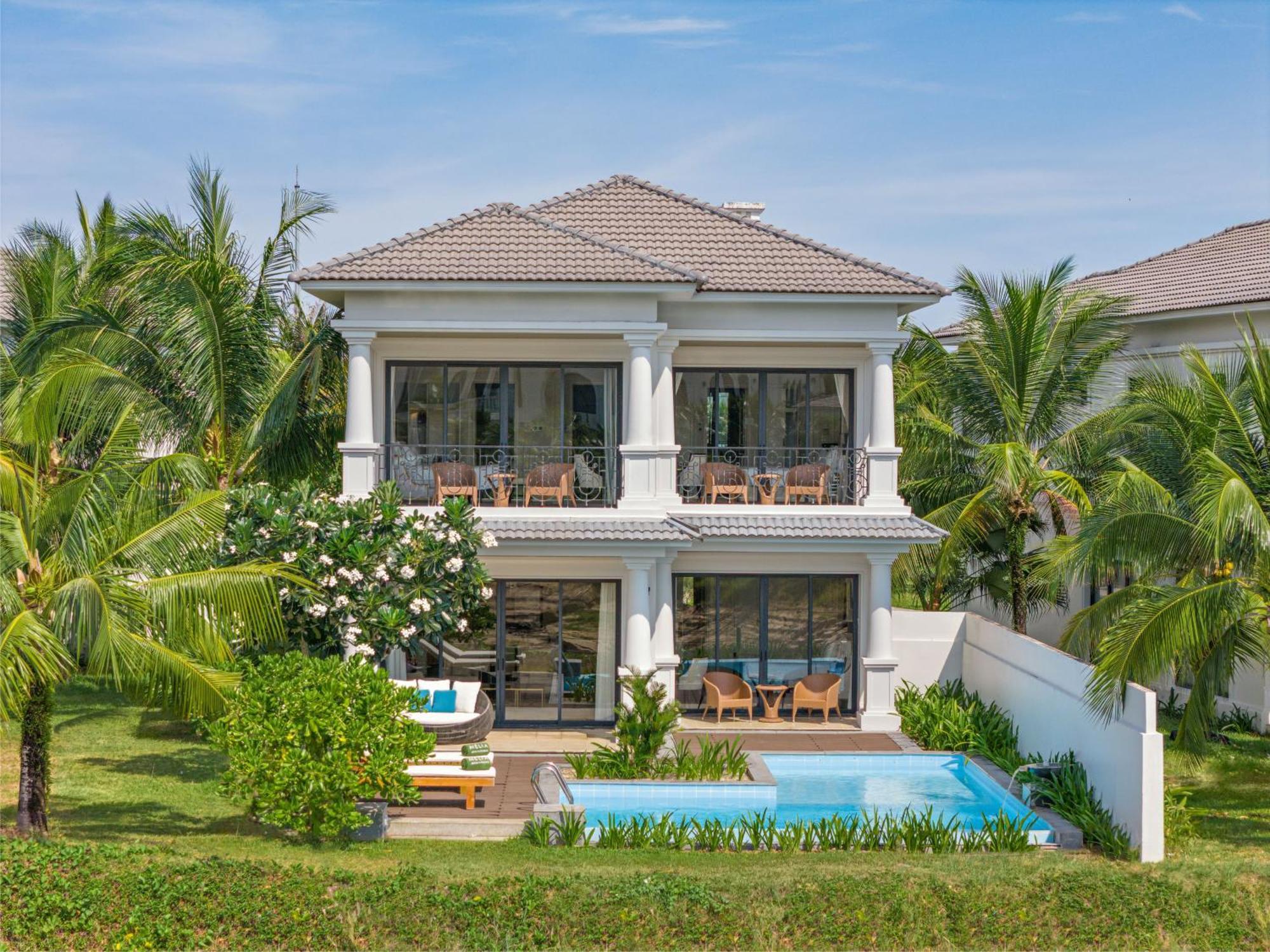 Villa 4 Chambres avec Piscine Privée - Vue sur Lac