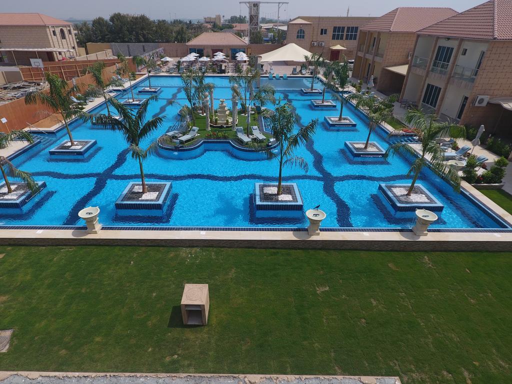 Three-Bedroom Villa with Pool View