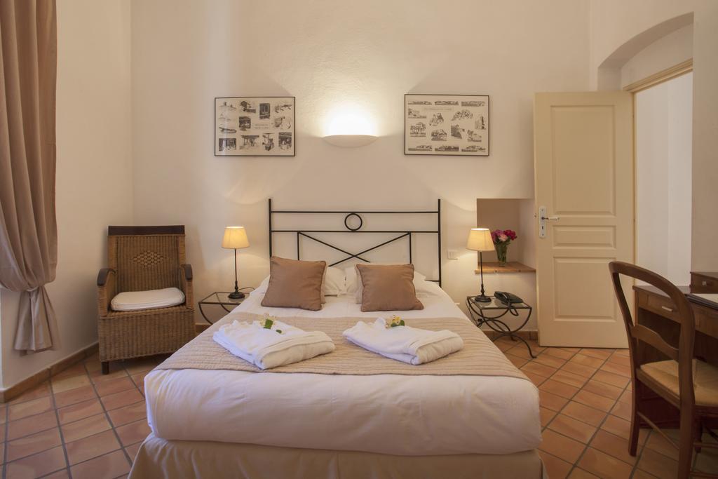 Chambre Familiale (3 Adultes)