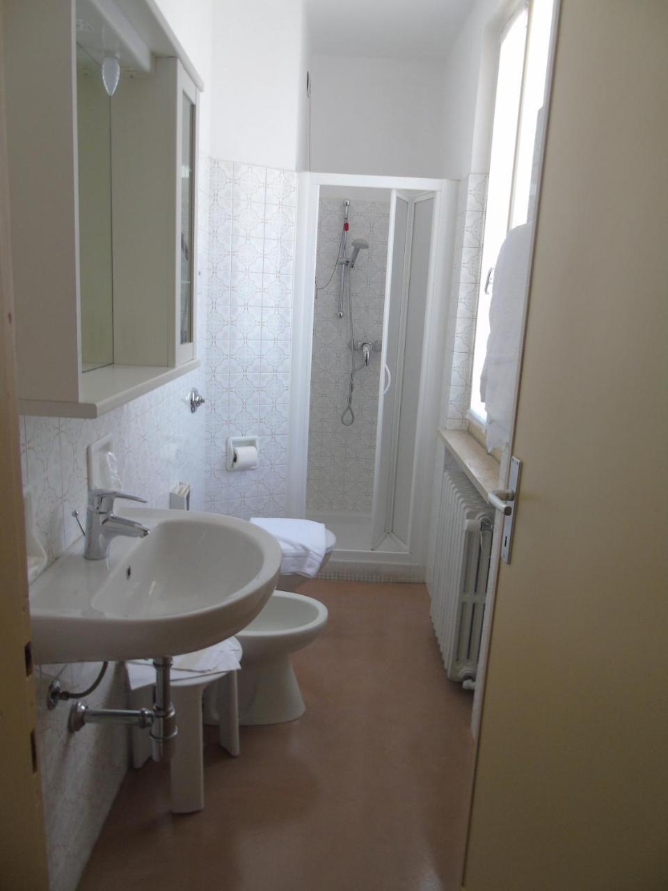 Camera Matrimoniale con Bagno Privato