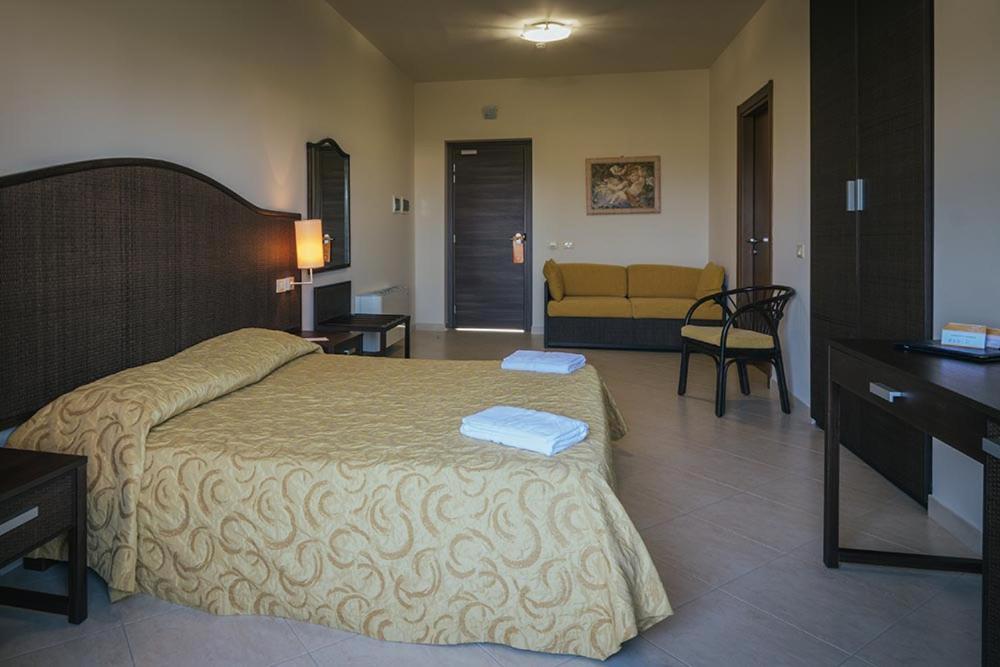 Camera Matrimoniale/Doppia con Letti Singoli - Accesso Disabili