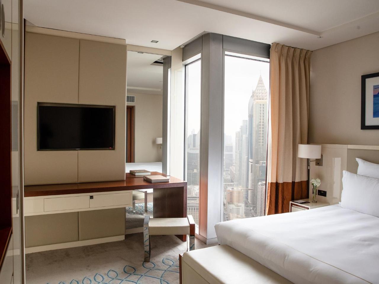 Junior Suite with Panoramic Skyline Views, Direct Connectivity to Museum of The Future, Complimentary Breakfast, Signature Afternoon Tea, Evening Sundowners, Soft Refreshments and Canapes,1190722564:JPEG
