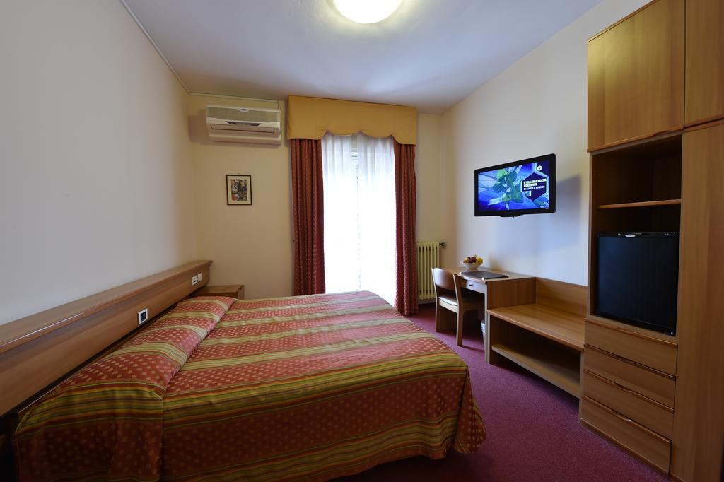 Double Room Balcony,79984914:JPEG