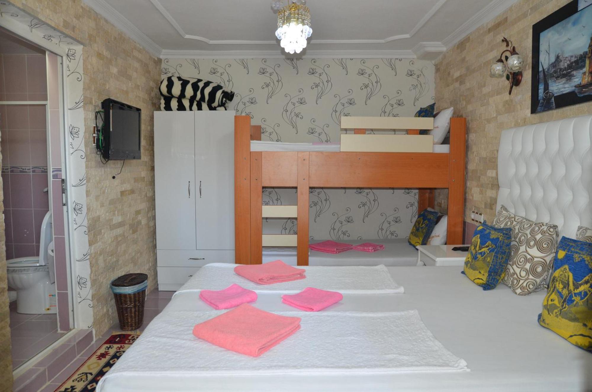 Habitación Cuádruple - vistas al jardín