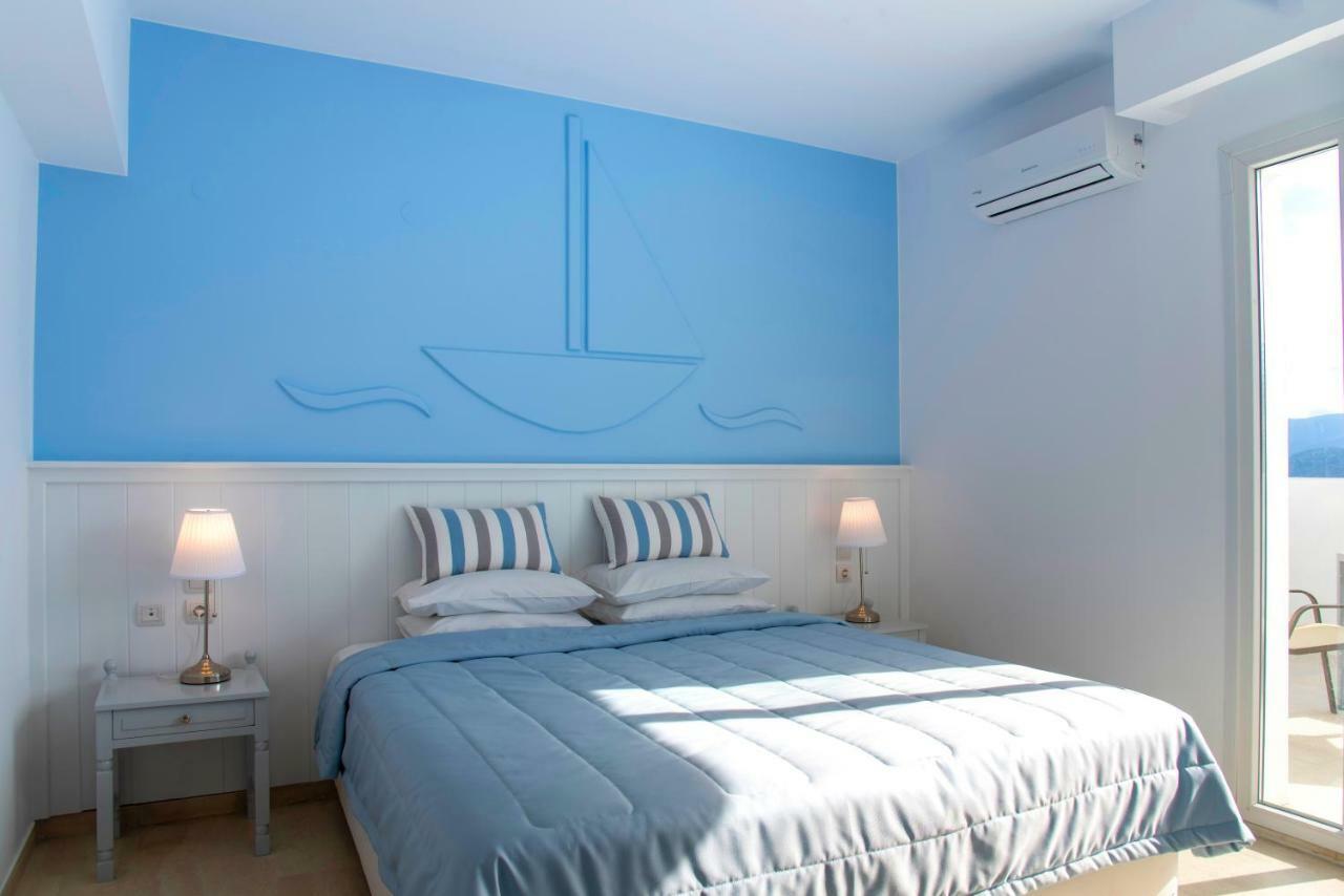 Doppel- oder Zweibettzimmer