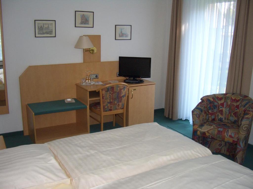 Doppel- oder Zweibettzimmer