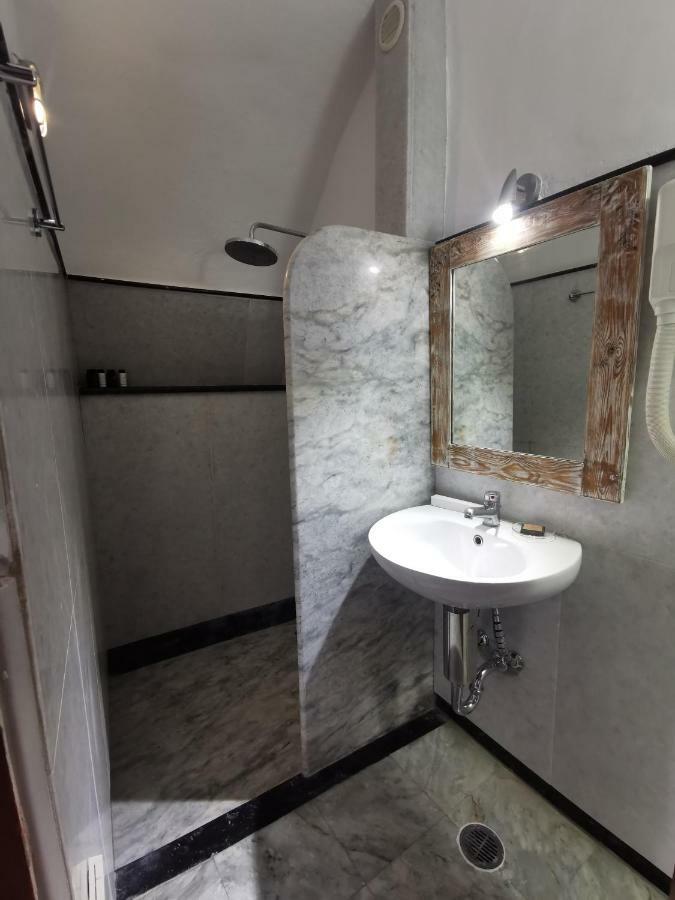 Cave two bedroom apartment hot tub,1175178659:JPEG