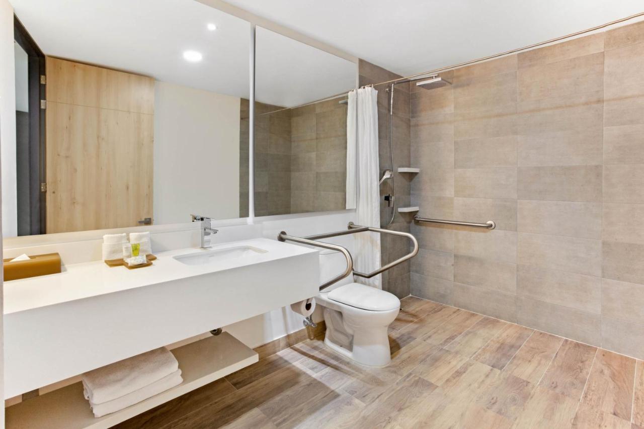 King Room - Mobility Access