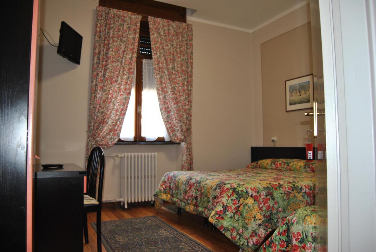 Triple Room,999372108:JPEG