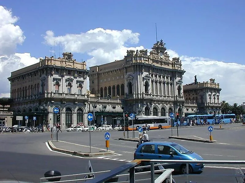 Camera Colombo 12 Genova Rooms-1