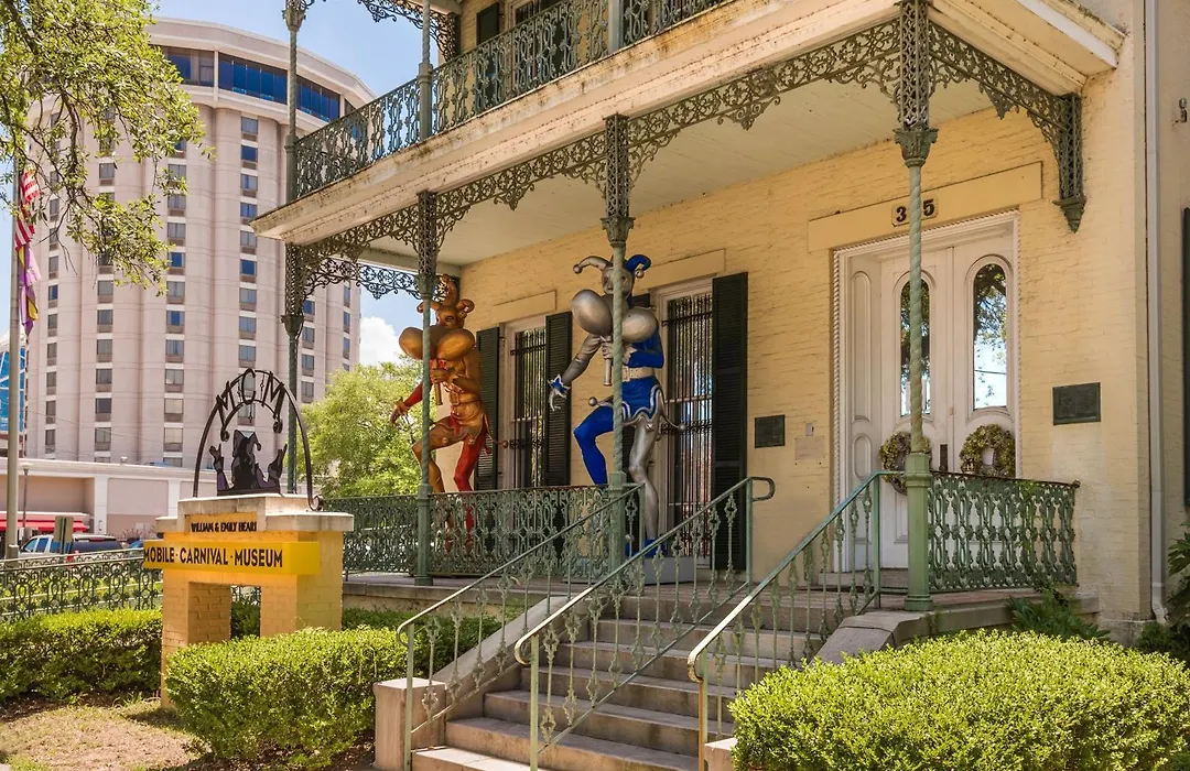 Holiday Inn Mobile Downtown Historic District By Ihg-1