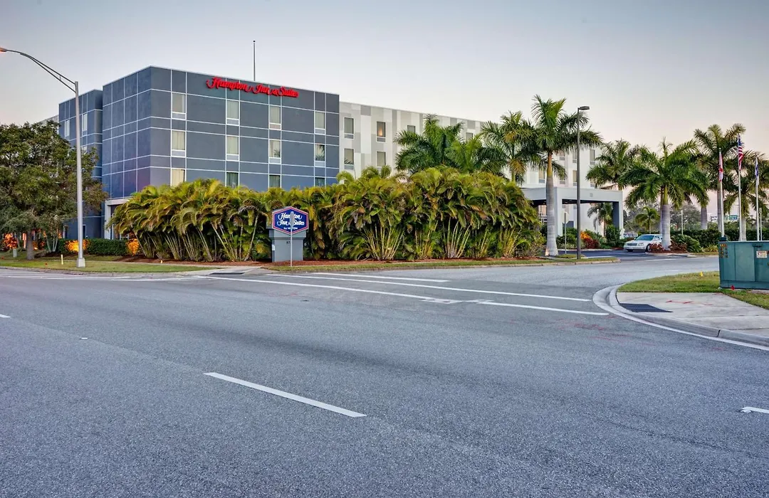 Hampton Inn & Suites Sarasota / Bradenton - Airport-1