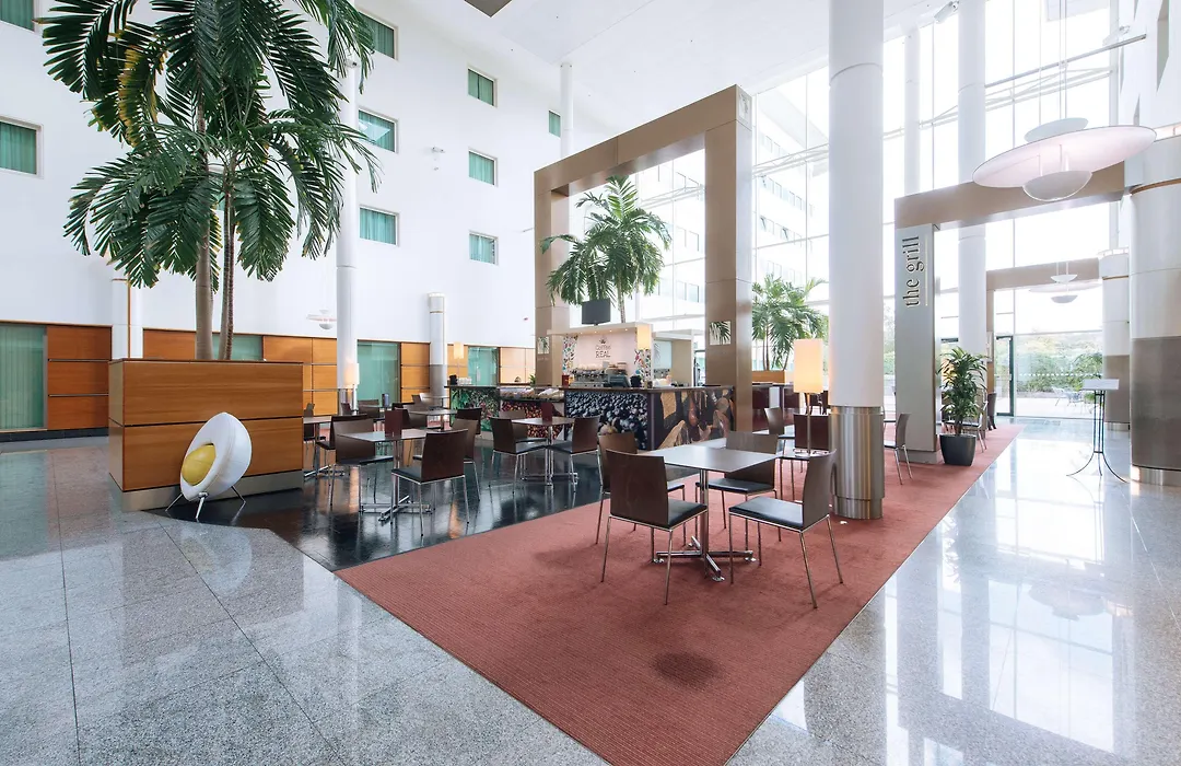 Arora Hotel Gatwick/Crawley-1