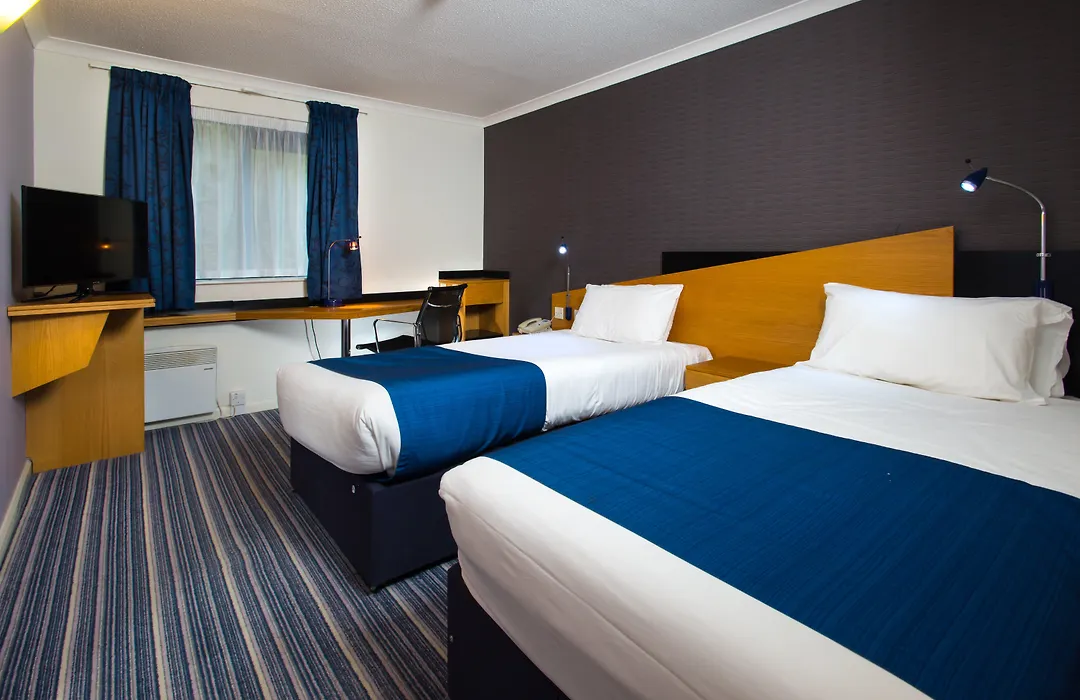 Holiday Inn Express Northampton - South By Ihg-1