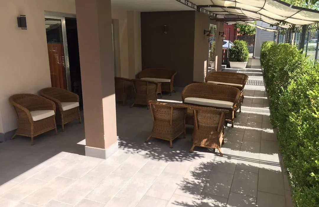 Hotel Leopardi-1