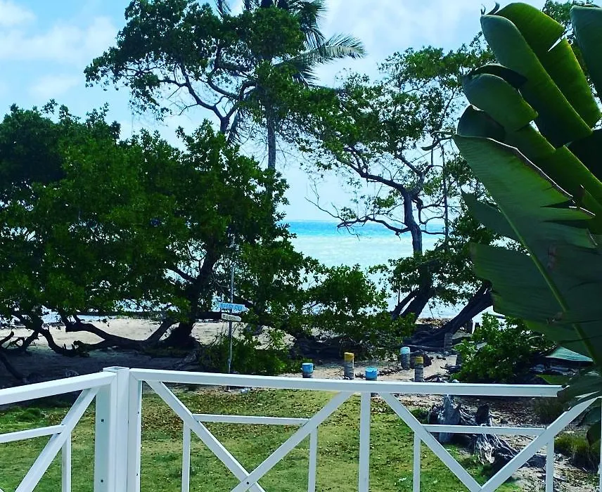 Islander House On Rocky Cay Beach-1
