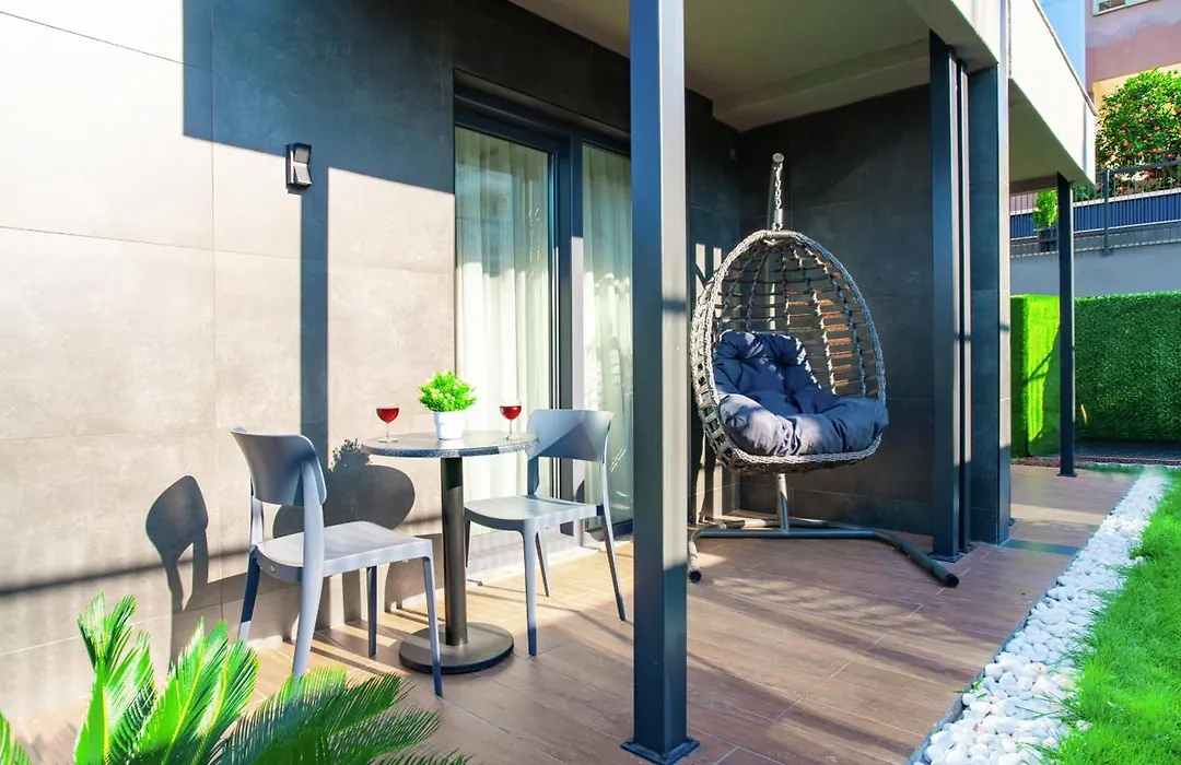 Stile Suite Marine Hotel-1
