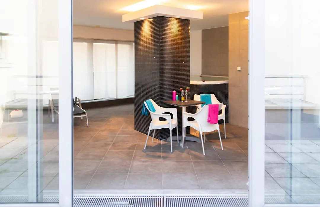 Hotel Avance-1