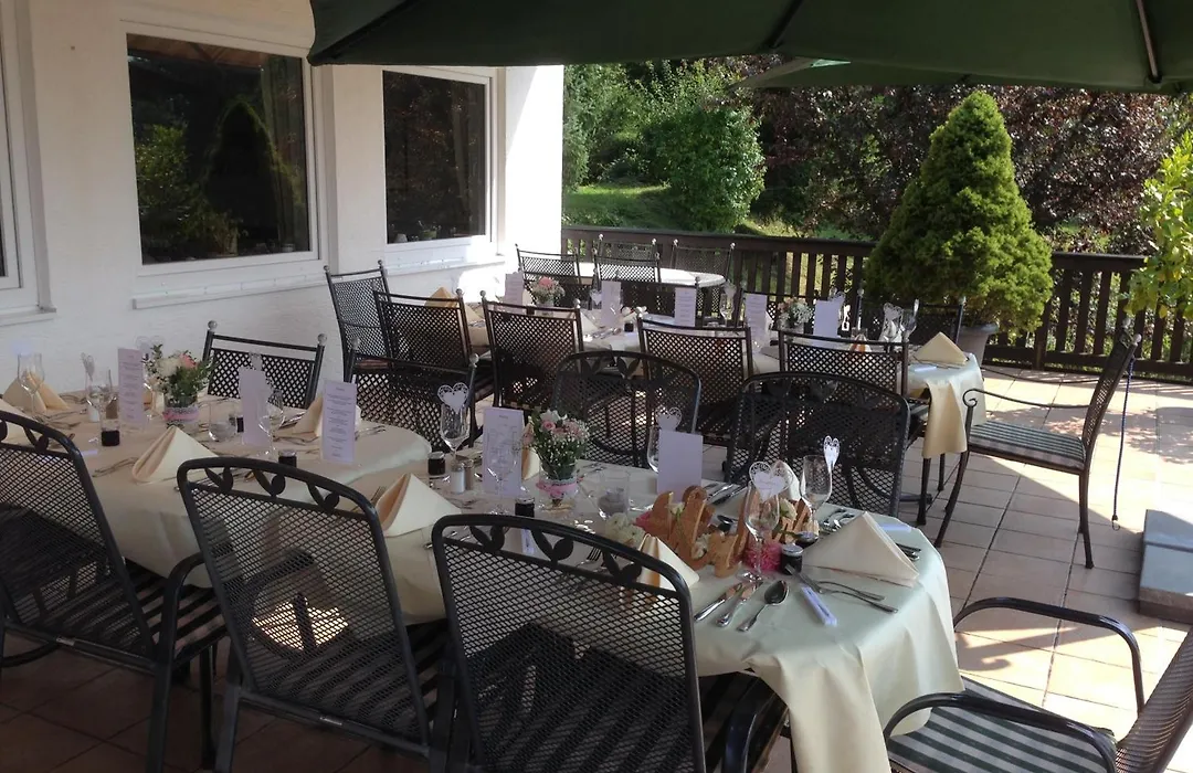Hotel Restaurant Ferienwohnungen ALPENHOF-1