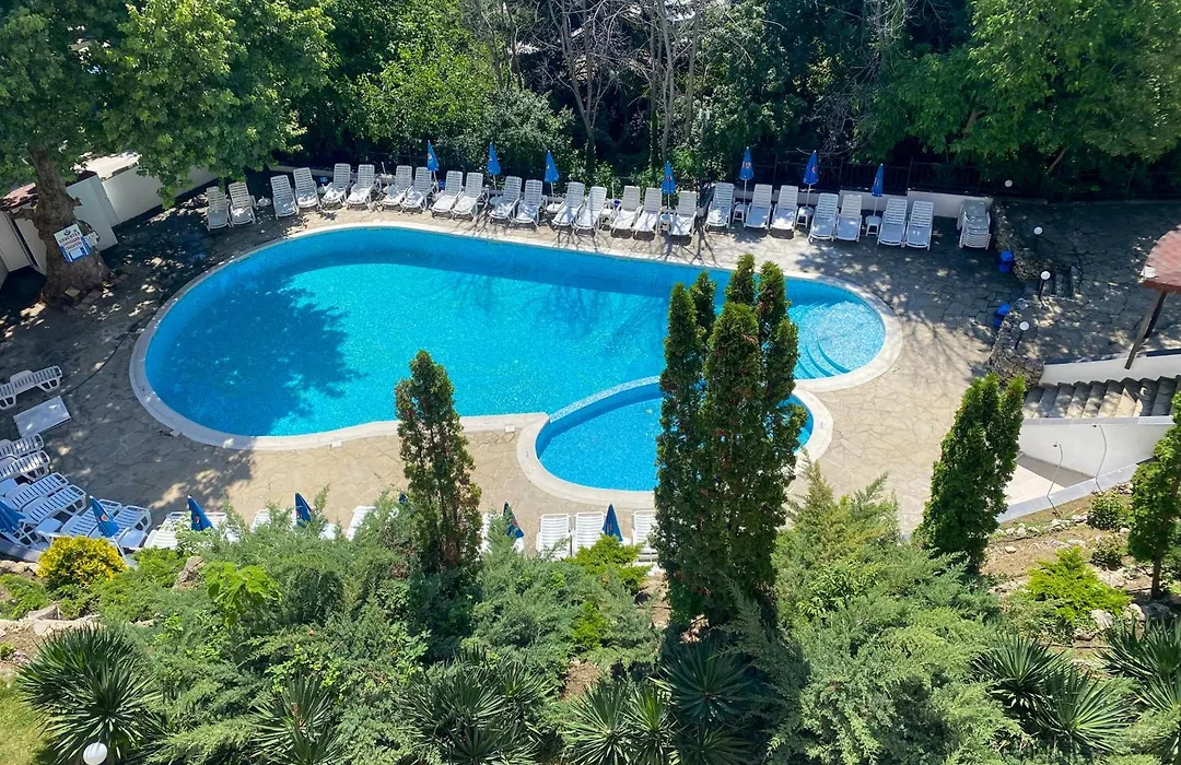 Vezhen Hotel - Free Parking-1