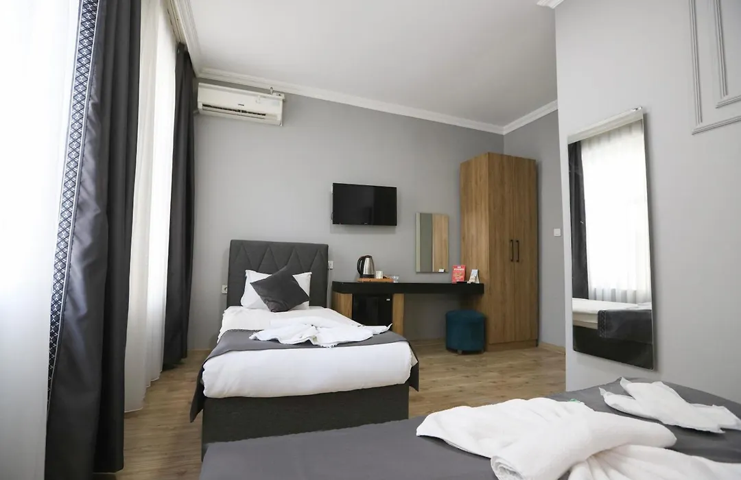 La Pera Suites-1