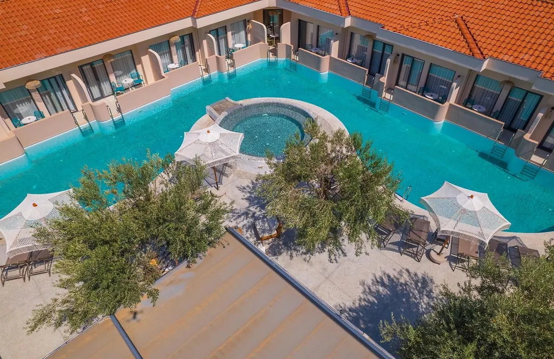 Z Exclusive Hotel And Villas-1