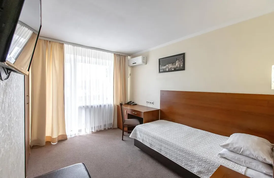 Dnepropetrovsk Hotel-1