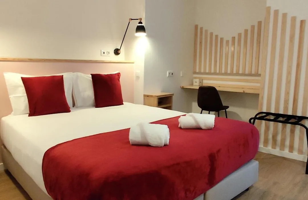 Bacalhoeiros 125 Hotel-1