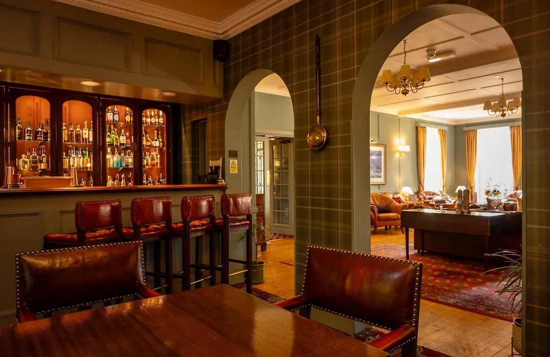 Knipoch House Hotel-1