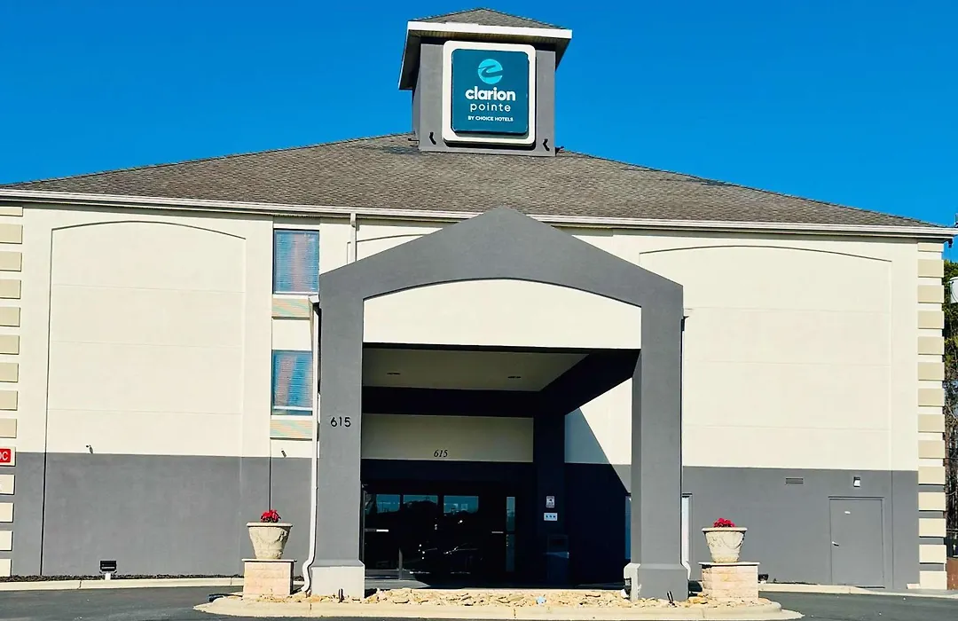 Clarion Pointe Albemarle-1