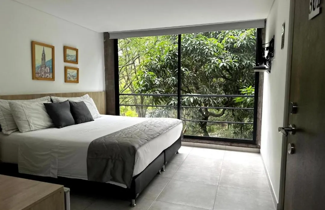 Hotel Zona Verde-1