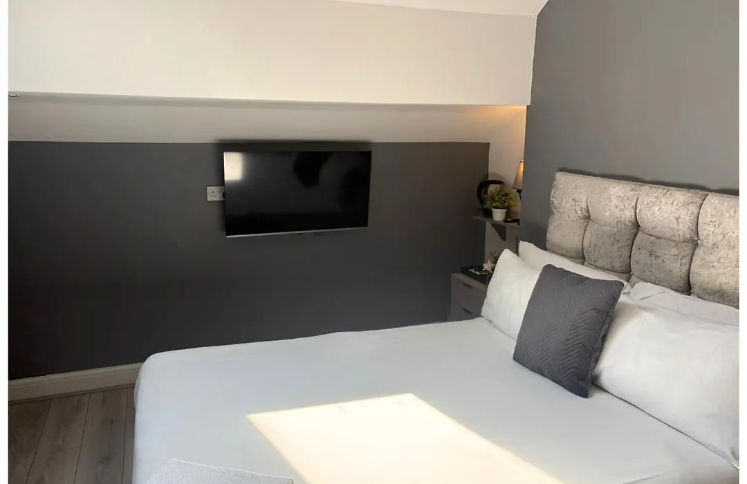 Hotel Anfield-1