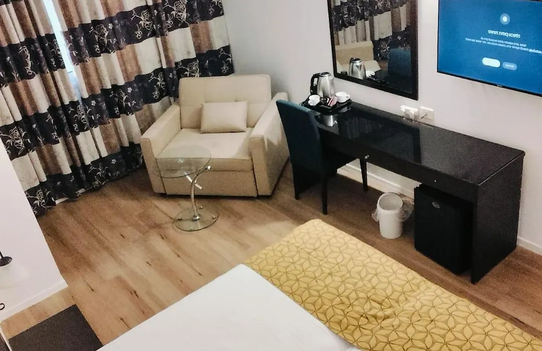 Restal Hotel-1