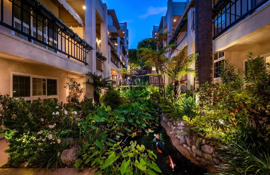 Beverly Hills Plaza Hotel & Spa-1