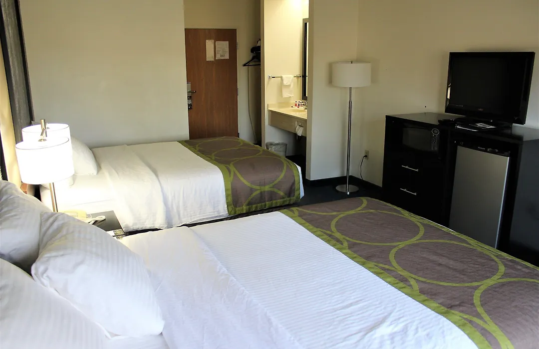 Emmetsburg Hotel & Suites-1