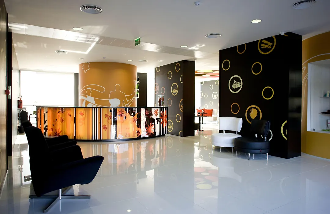 Star Inn Porto-1