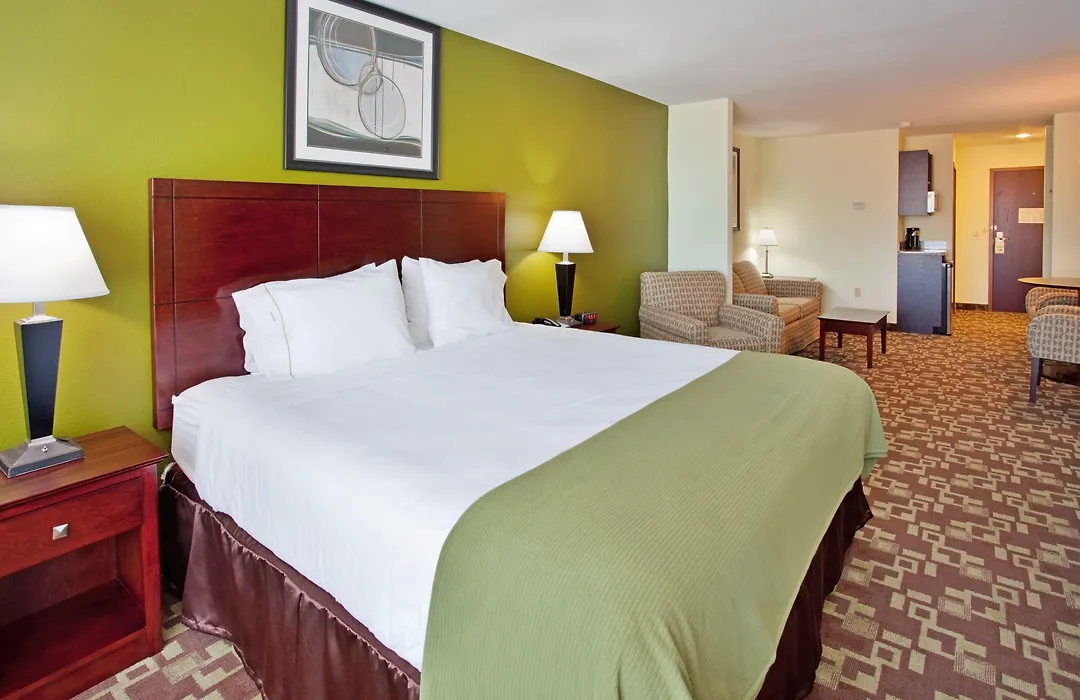 Holiday Inn Express Hotel & Suites St. Charles By Ihg-1