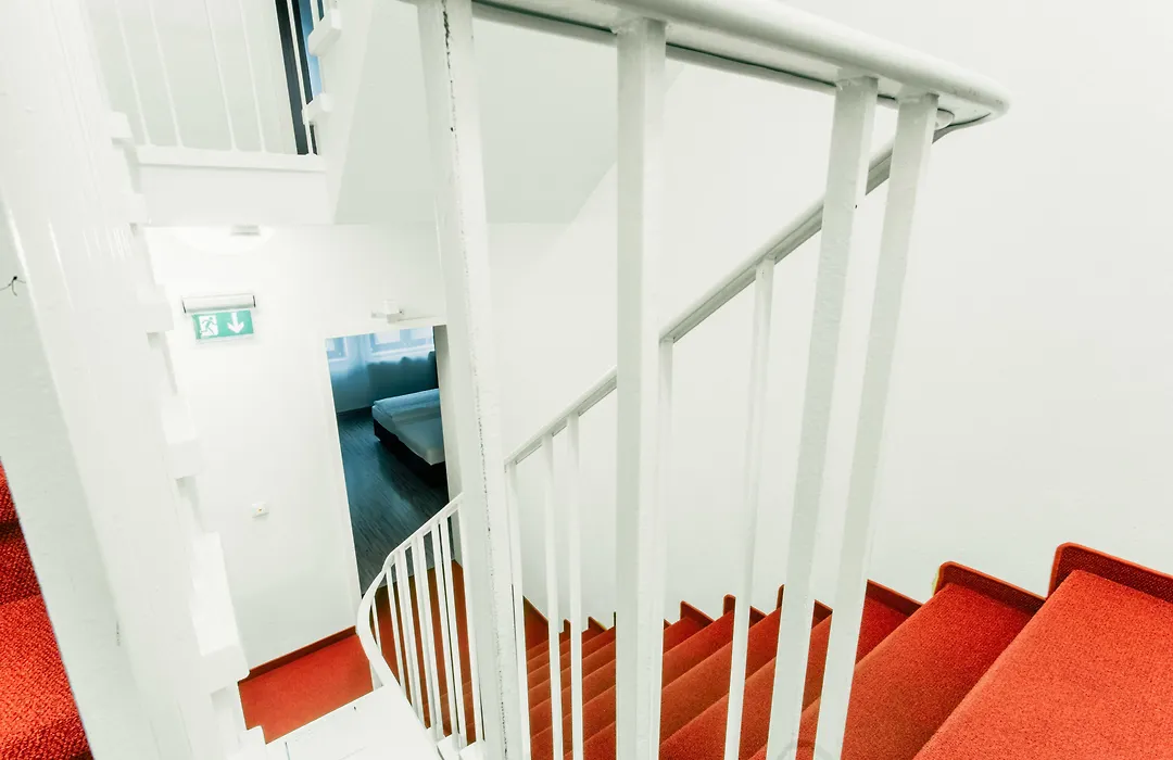 Fair Hotel Moenchengladbach City-1