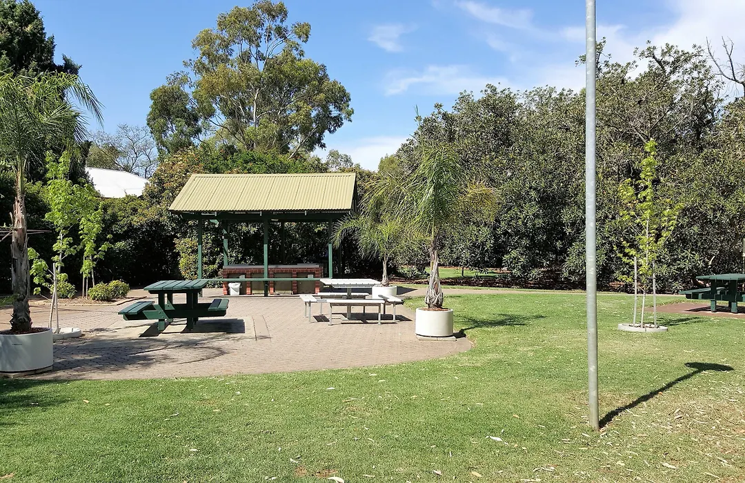 Levi Adelaide Holiday Park-1
